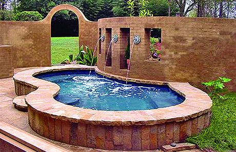 5.Elevated-on-ground-gunite-swimming-pool.jpg