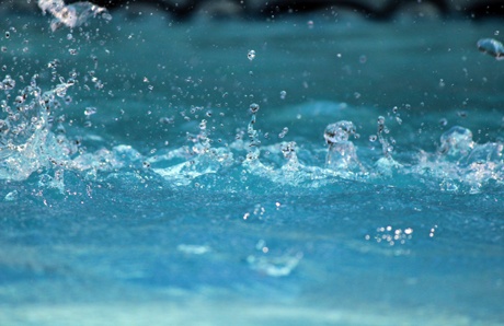 Rain on pool Rain on pool