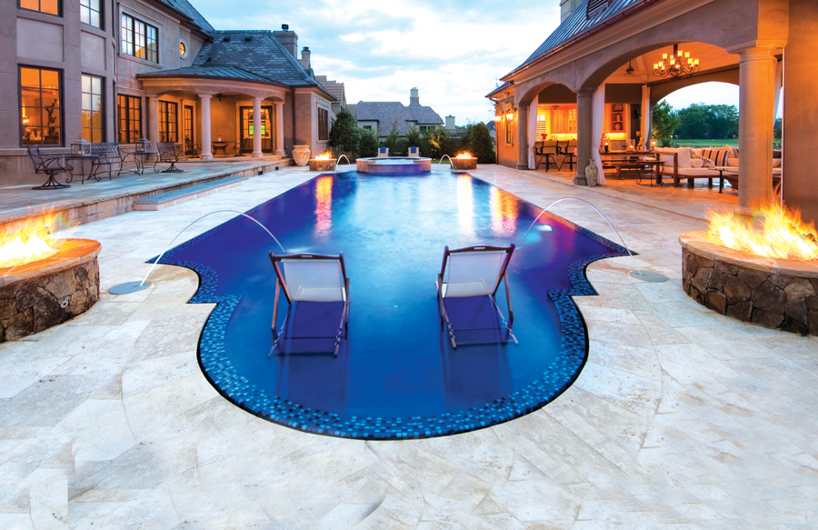 Roman-pool-with-deep-blue-interior