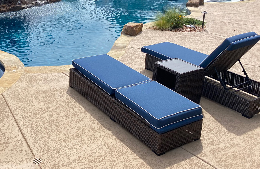 blue-patio-chaise-lounge-by-pool