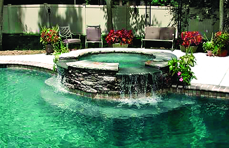 elevated-custom-spa-on-gunite-pool.jpg