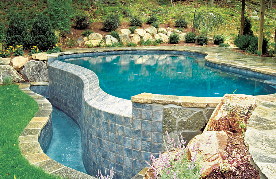 free-form-infinity-gunite-pool