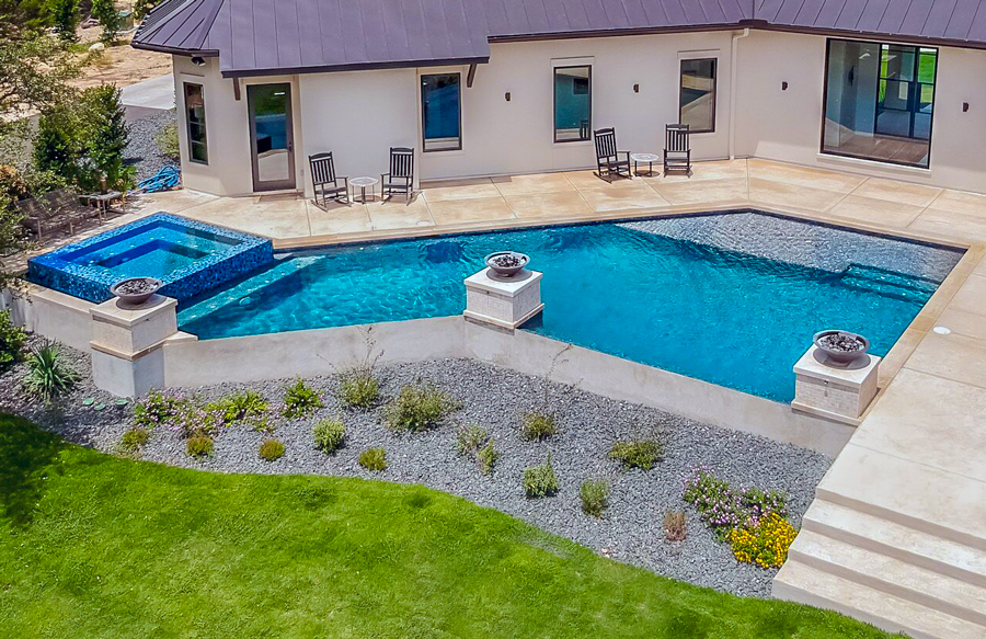 geometric-inground-pool-with-spa