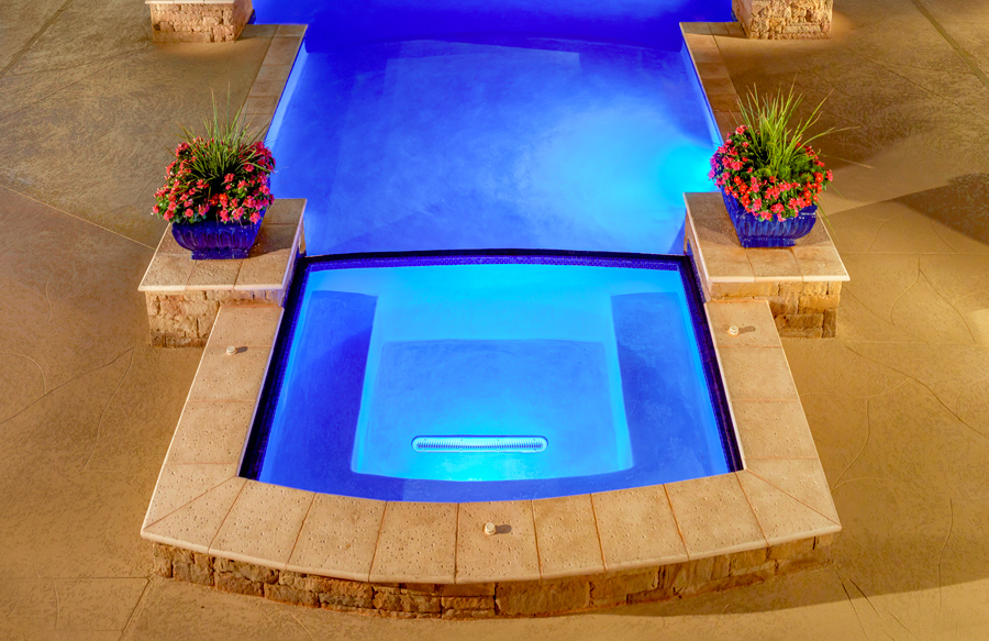 geometric-pool-with-spa-illuminated