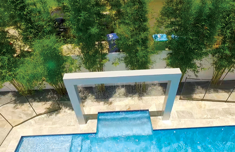 rain-curtain-on-swimming-pool