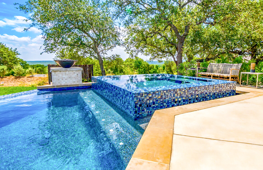 rimflow-spa-with-blue-glass-tile