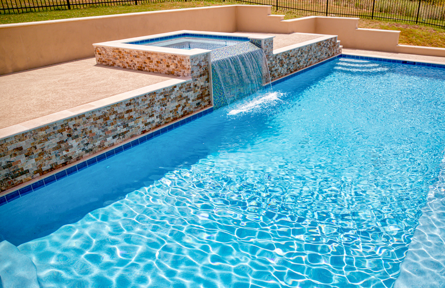square-elevated-spa-on-rectangle-pool